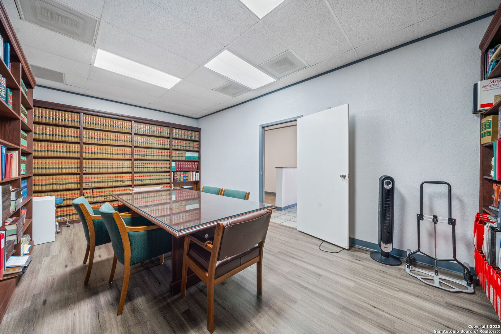 201 W Poplar San Antonio TX 78212