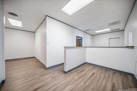 201 W Poplar San Antonio TX 78212