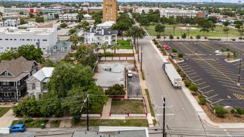 201 W Poplar San Antonio TX 78212