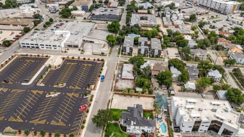 201 W Poplar San Antonio TX 78212