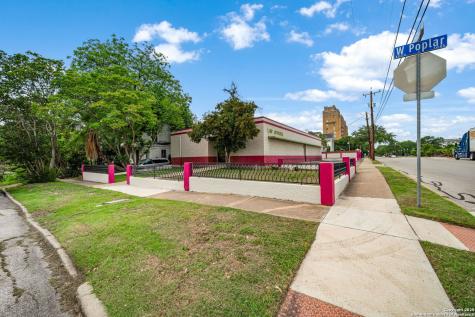 201 W Poplar San Antonio TX 78212