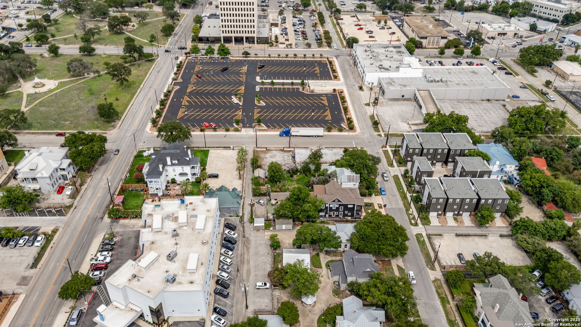 201 W Poplar San Antonio TX 78212