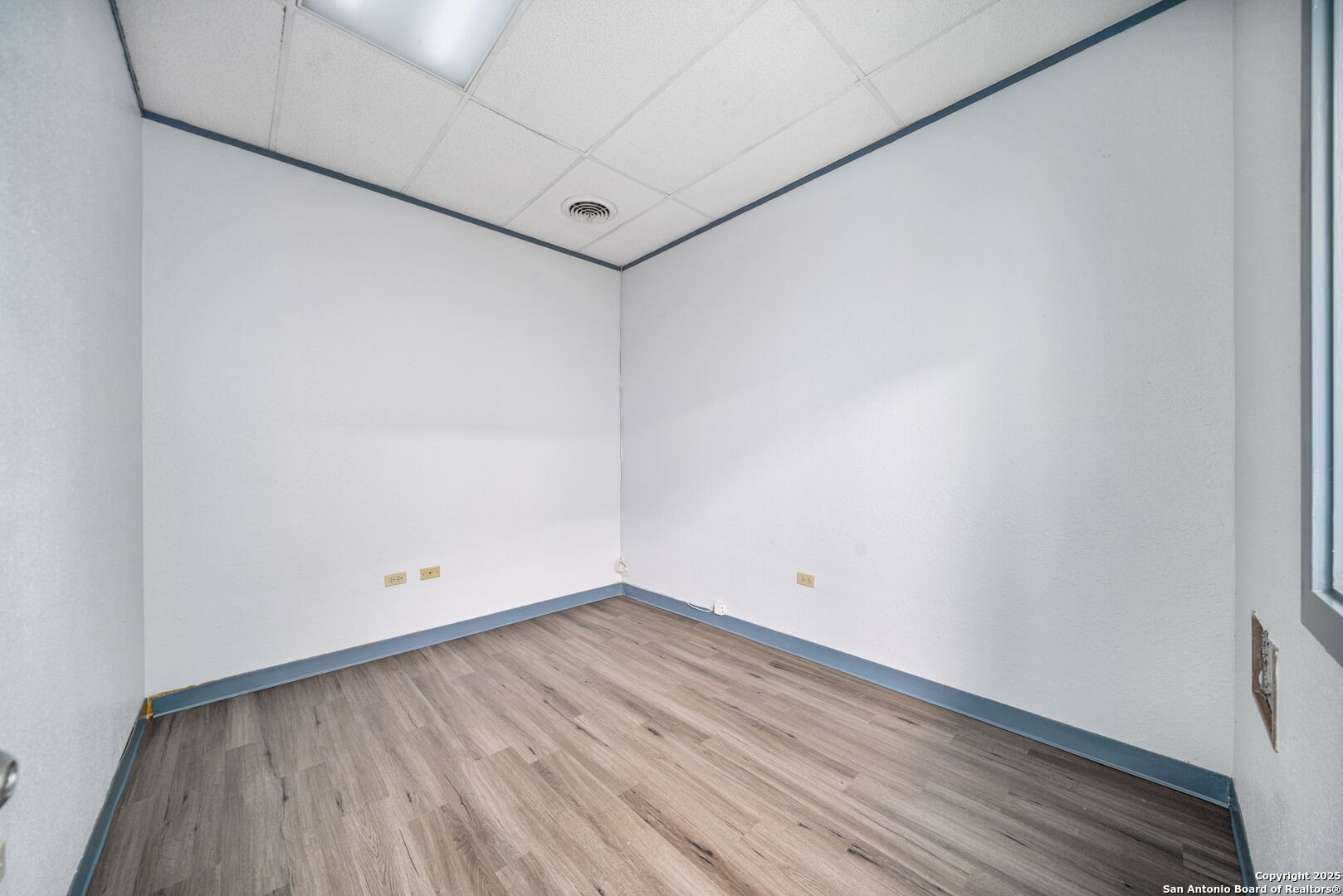 201 W Poplar San Antonio TX 78212