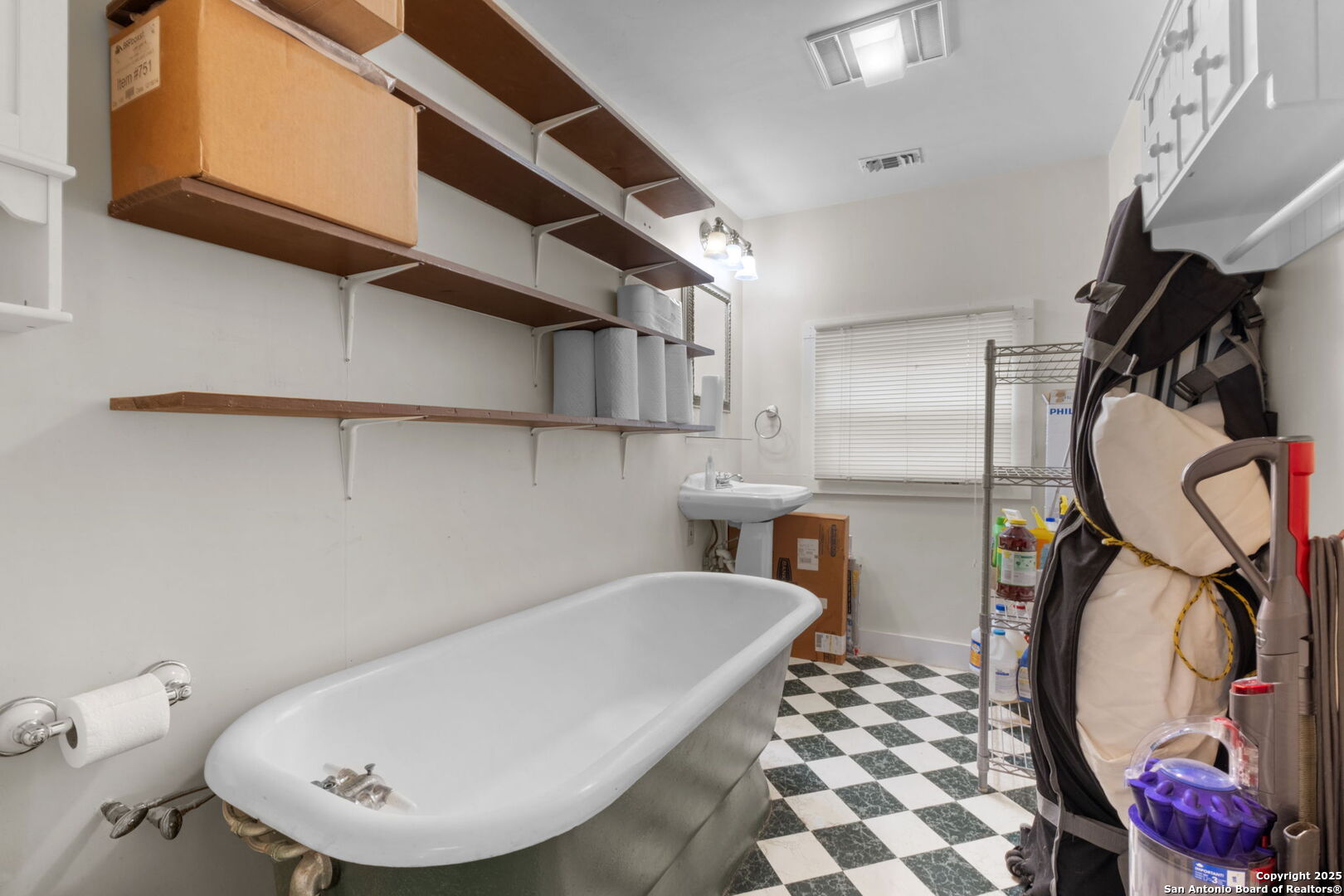 116 N Plant Avenue Boerne TX 78006