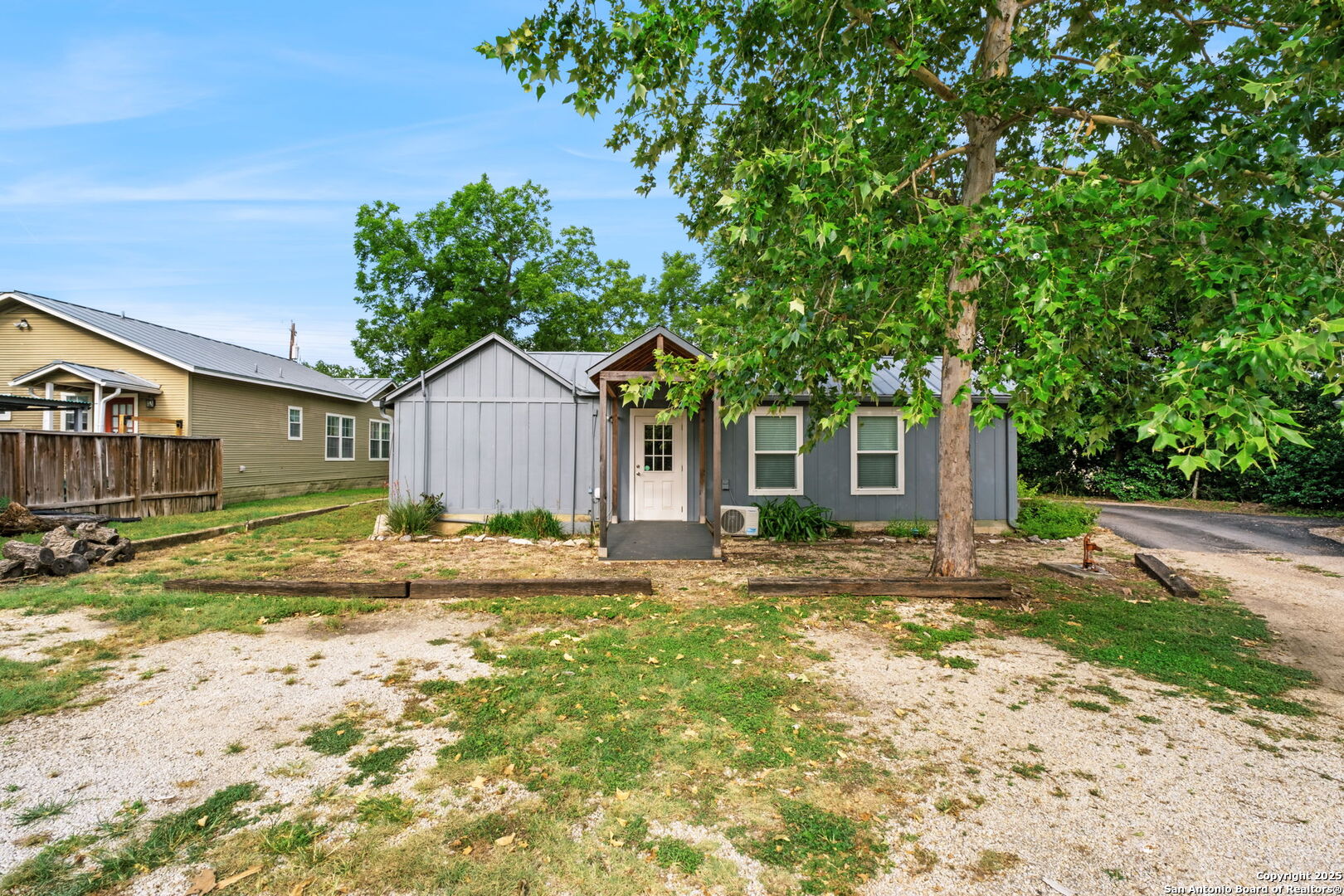 116 N Plant Avenue Boerne TX 78006