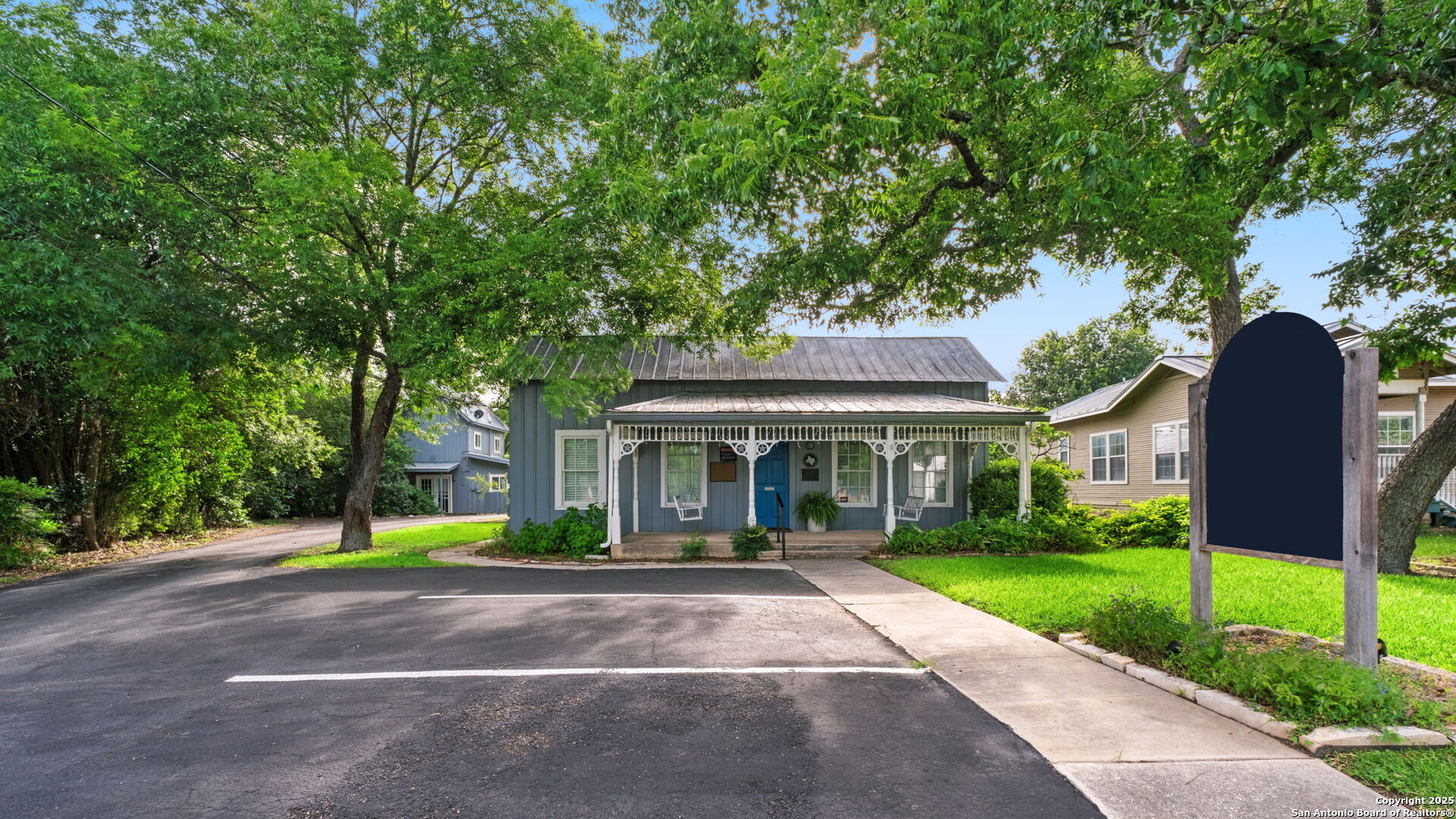 116 N Plant Avenue Boerne TX 78006