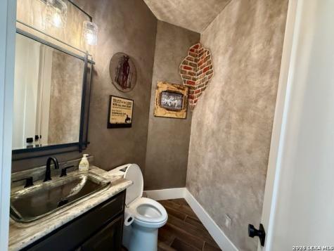 2021 Fm 3240 Bandera TX 78003