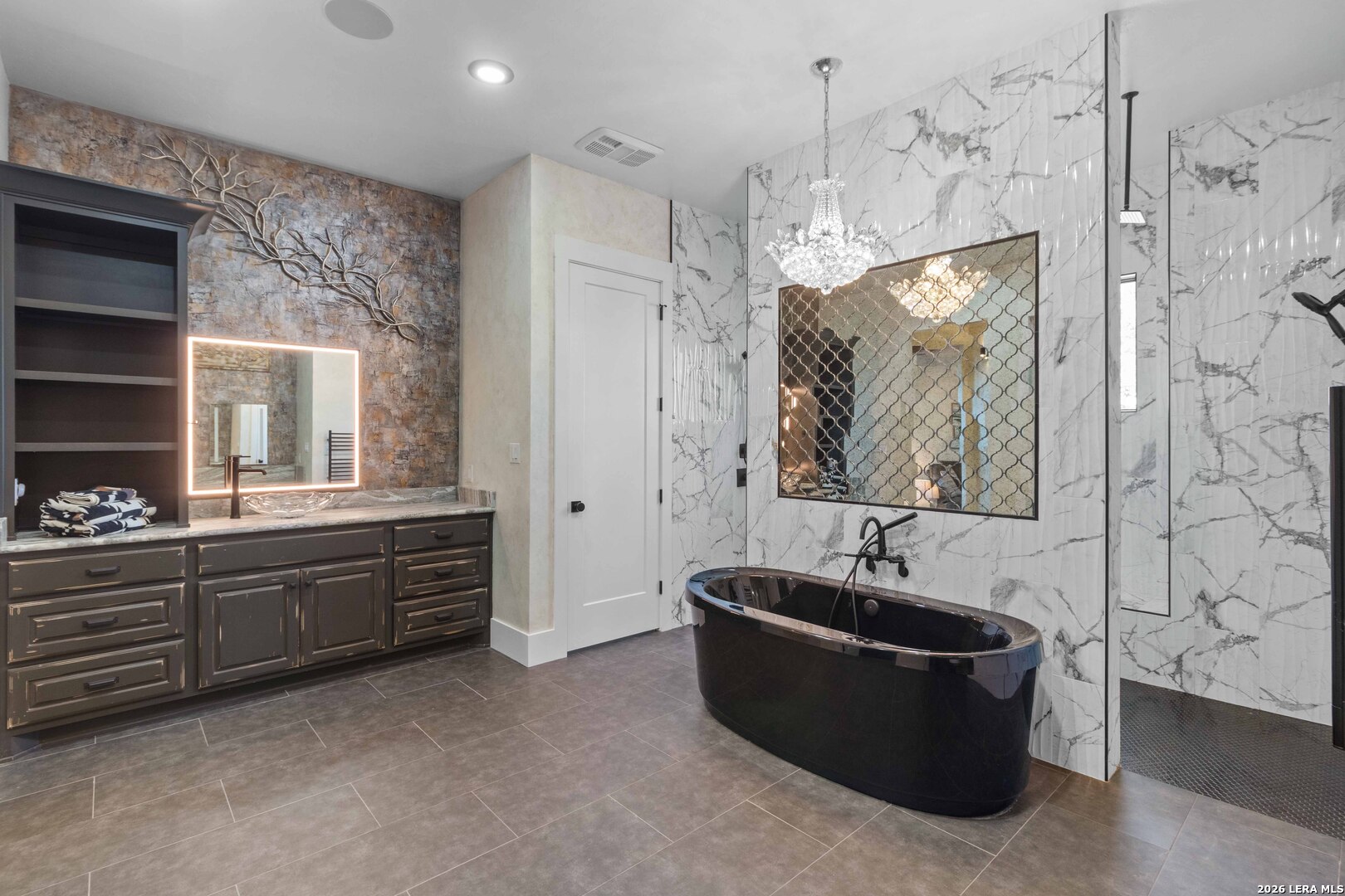 2021 Fm 3240 Bandera TX 78003