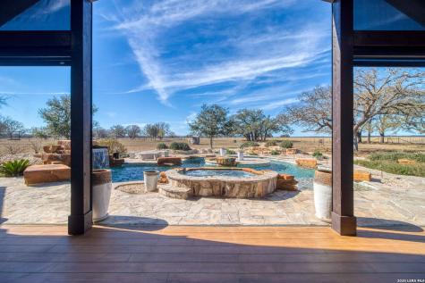 2021 Fm 3240 Bandera TX 78003