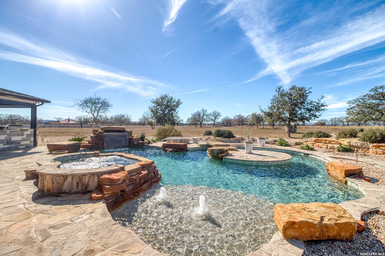 2021 Fm 3240 Bandera TX 78003