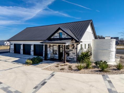 2021 Fm 3240 Bandera TX 78003