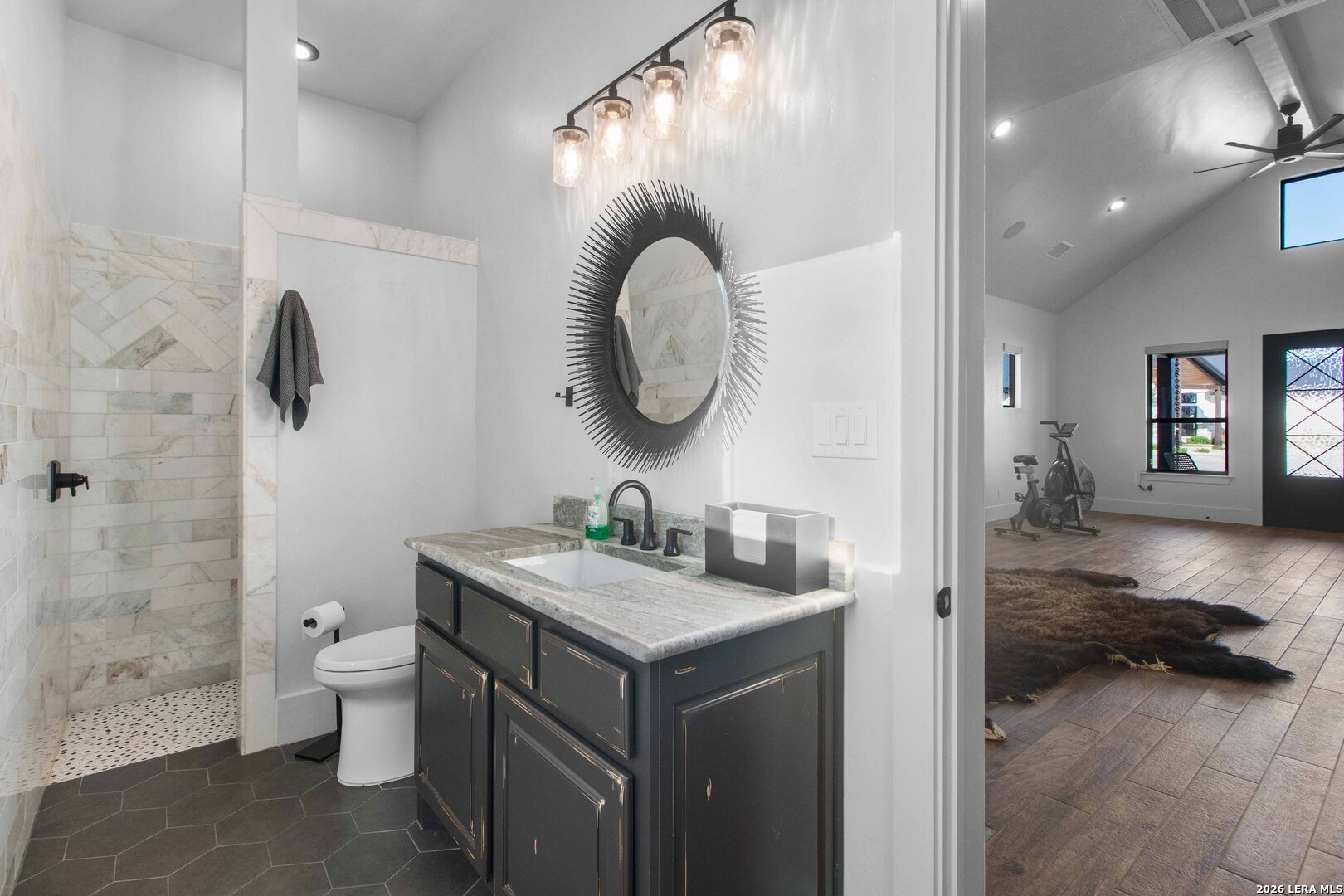 2021 Fm 3240 Bandera TX 78003