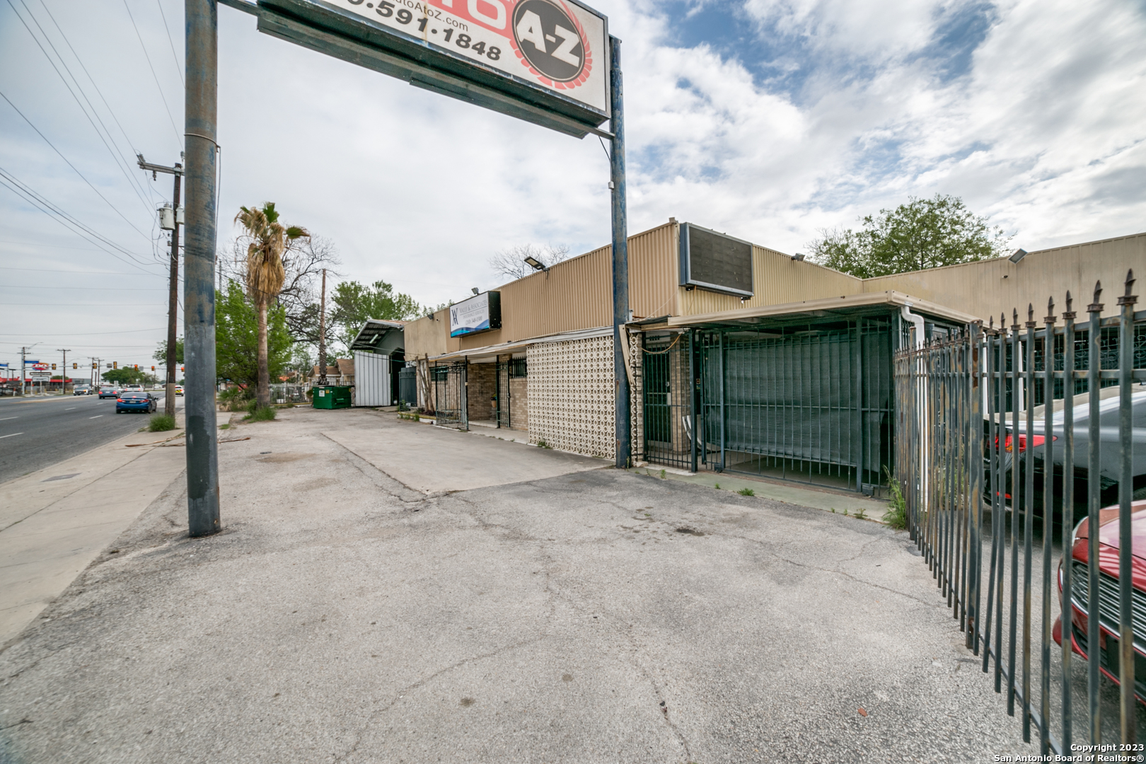 1334 S General Mcmullen Drive San Antonio TX 78237