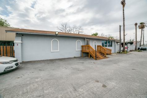 1334 S General Mcmullen Drive San Antonio TX 78237