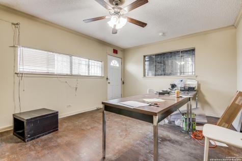 1334 S General Mcmullen Drive San Antonio TX 78237