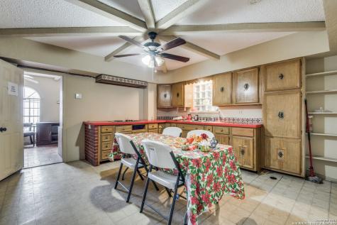 1334 S General Mcmullen Drive San Antonio TX 78237