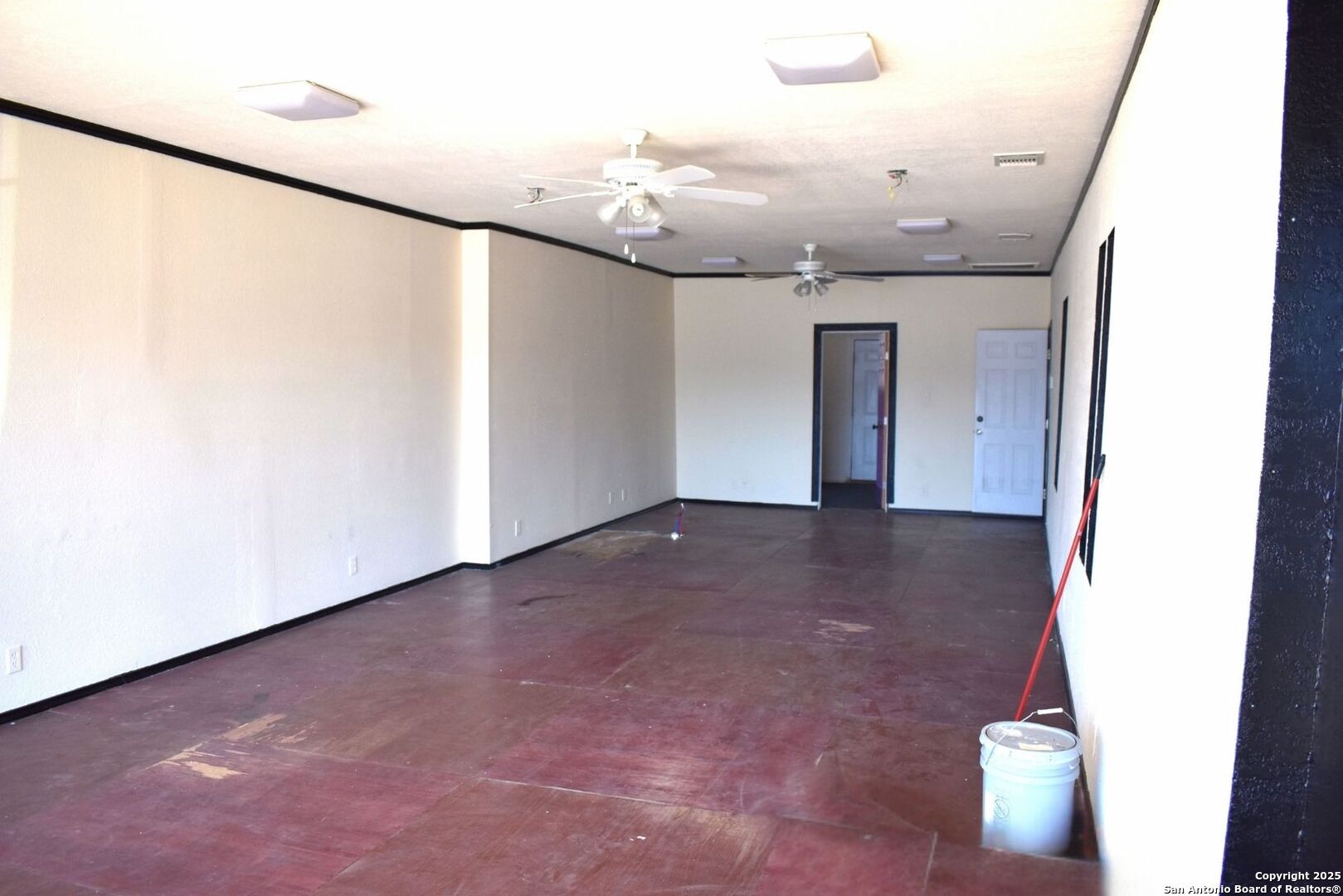 1015 W Hildebrand Avenue San Antonio TX 78201