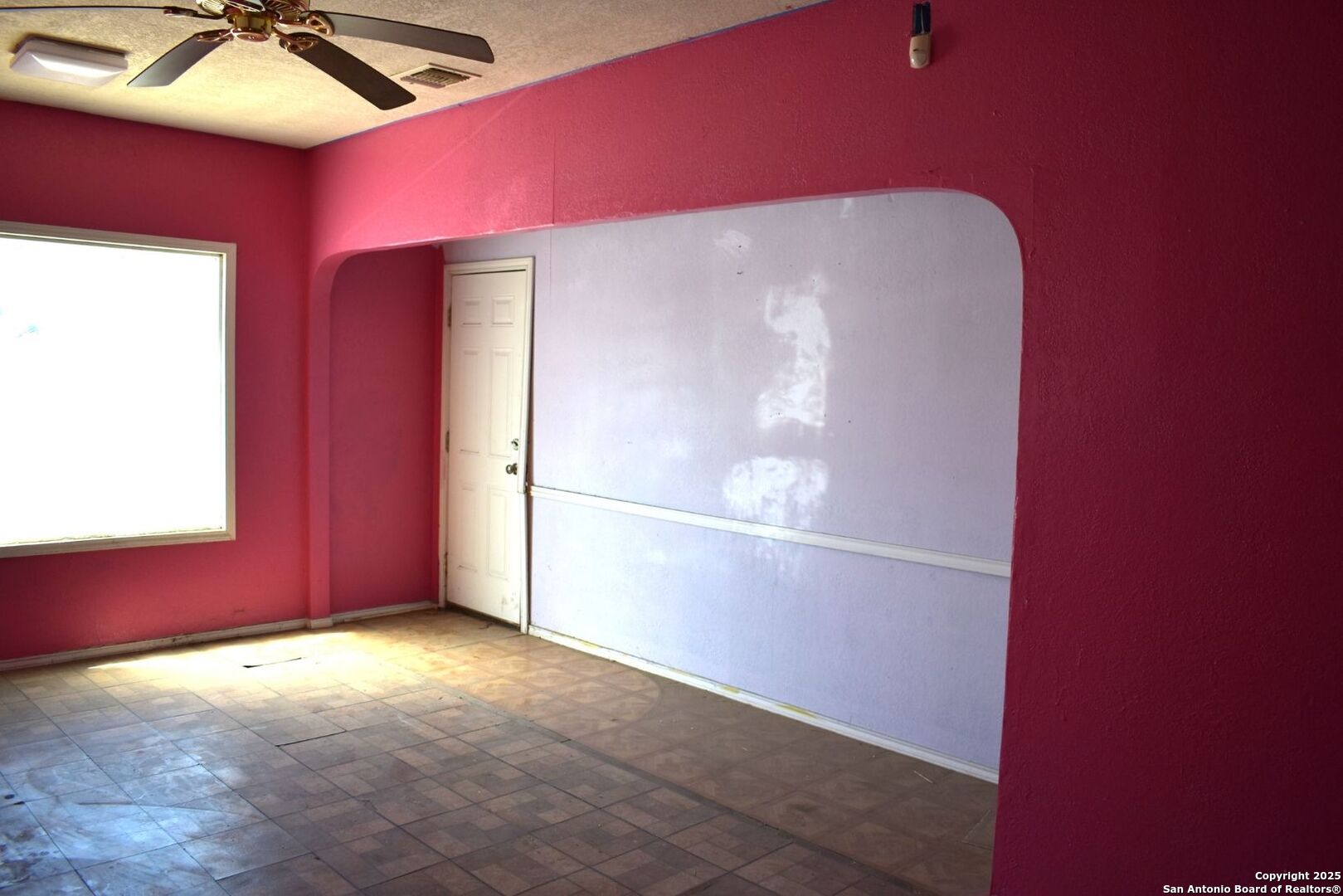 1015 W Hildebrand Avenue San Antonio TX 78201