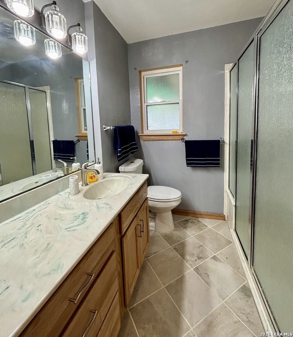 190 Gunther Pipe Creek TX 78063