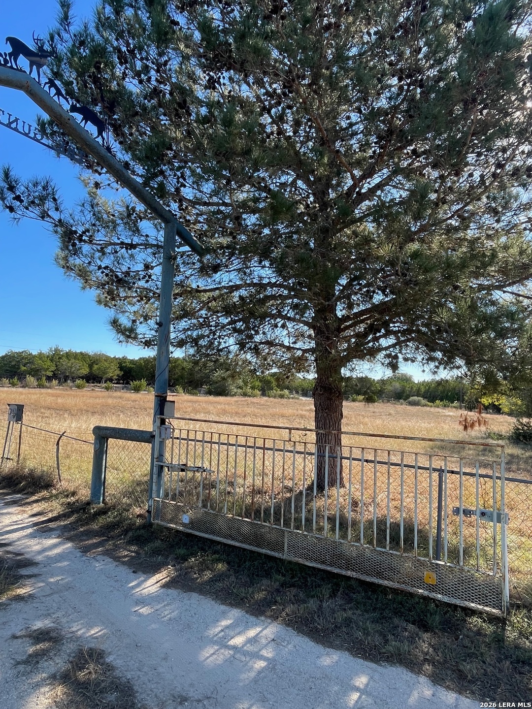 190 Gunther Pipe Creek TX 78063