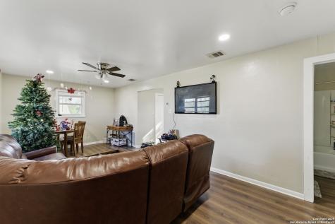 556 Gode New Braunfels TX 78130