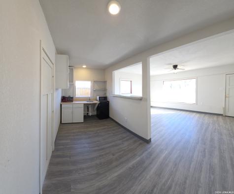 1211 Gladstone San Antonio TX 78225