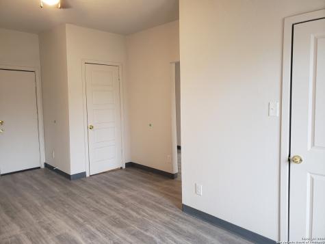 1211 Gladstone San Antonio TX 78225
