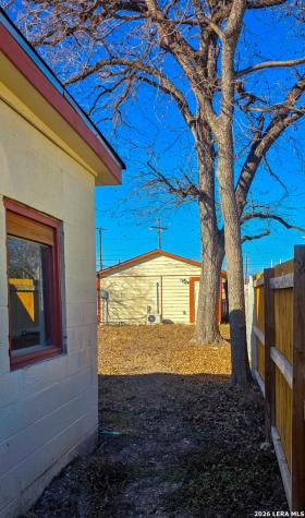 1211 Gladstone San Antonio TX 78225