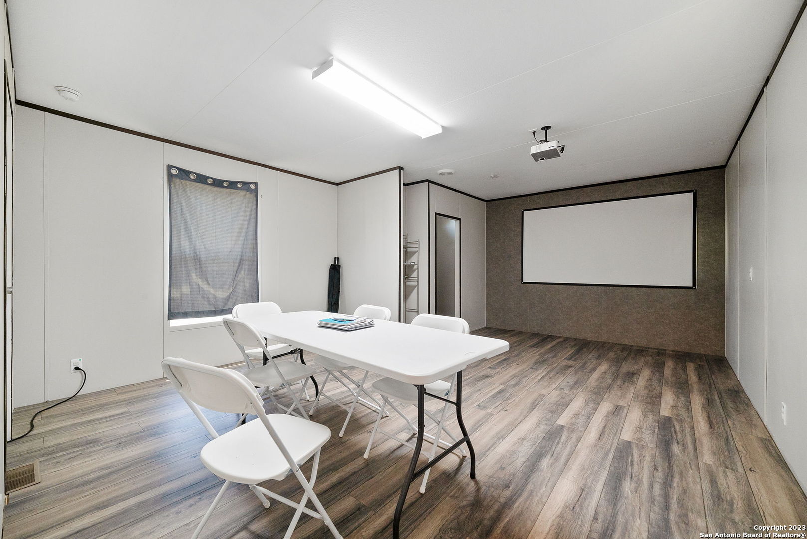 3292 Fm 1784 Pleasanton TX 78064