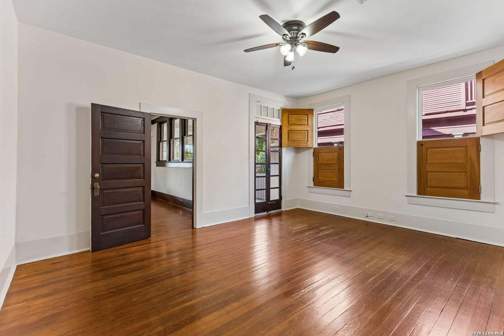 117 W Mistletoe Avenue San Antonio TX 78212