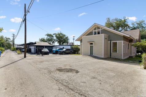 117 W Mistletoe Avenue San Antonio TX 78212