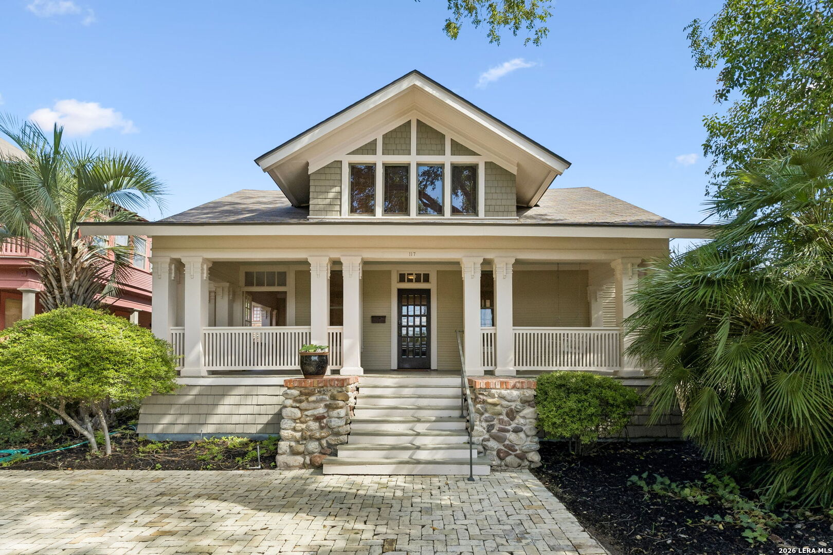 117 W Mistletoe Avenue San Antonio TX 78212