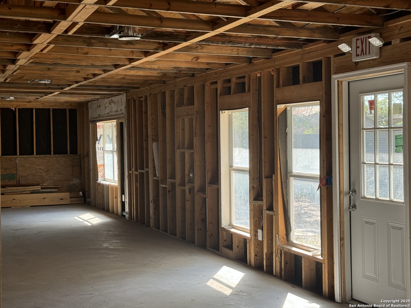 6395 Old Babcock San Antonio TX 78240