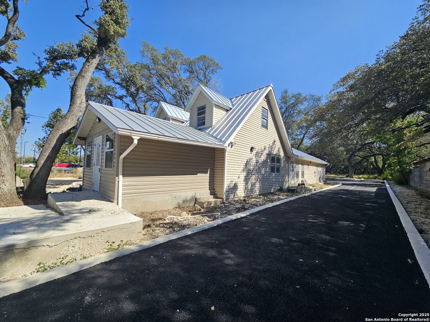 6395 Old Babcock San Antonio TX 78240