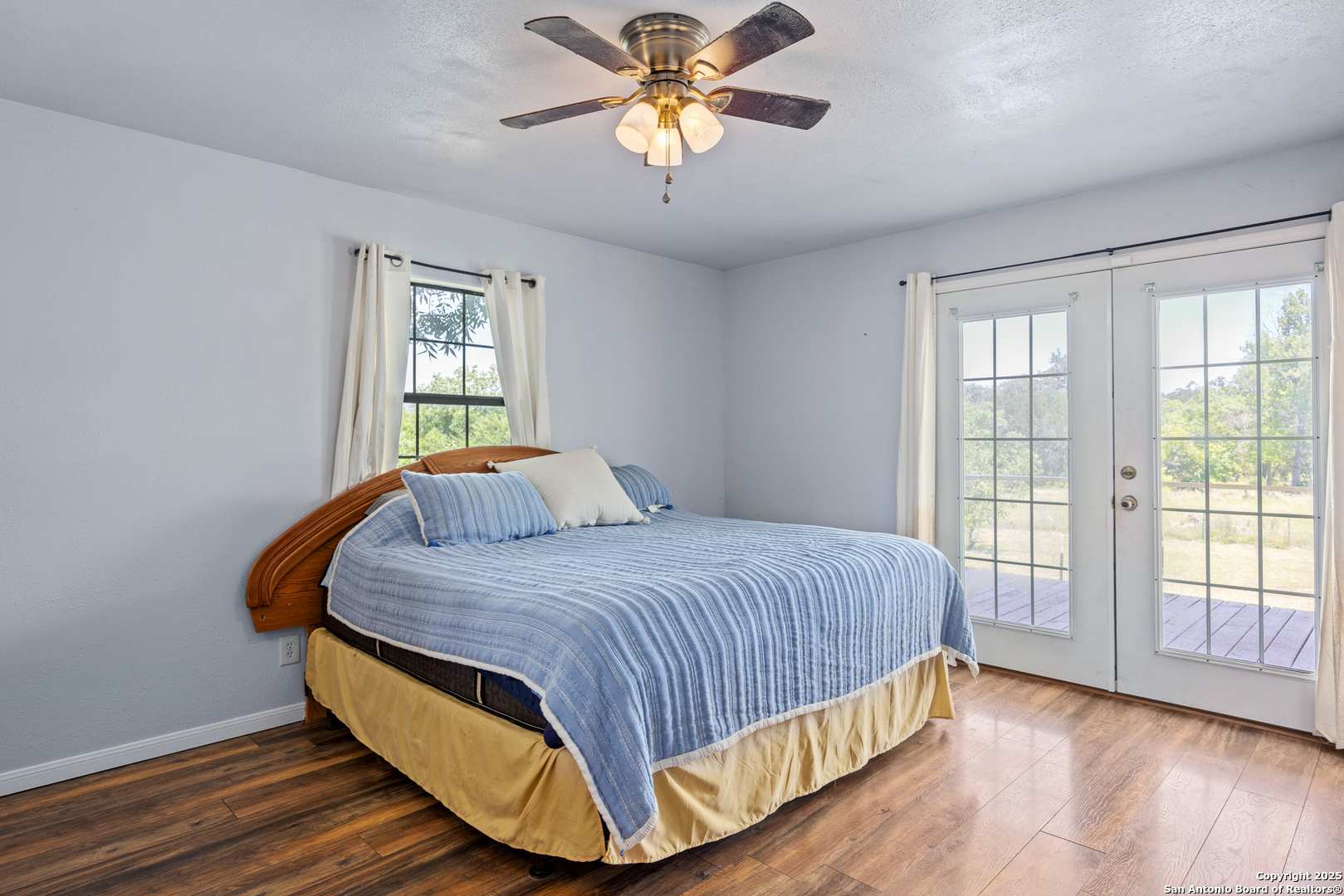 904 State Highway 173 Bandera TX 78003