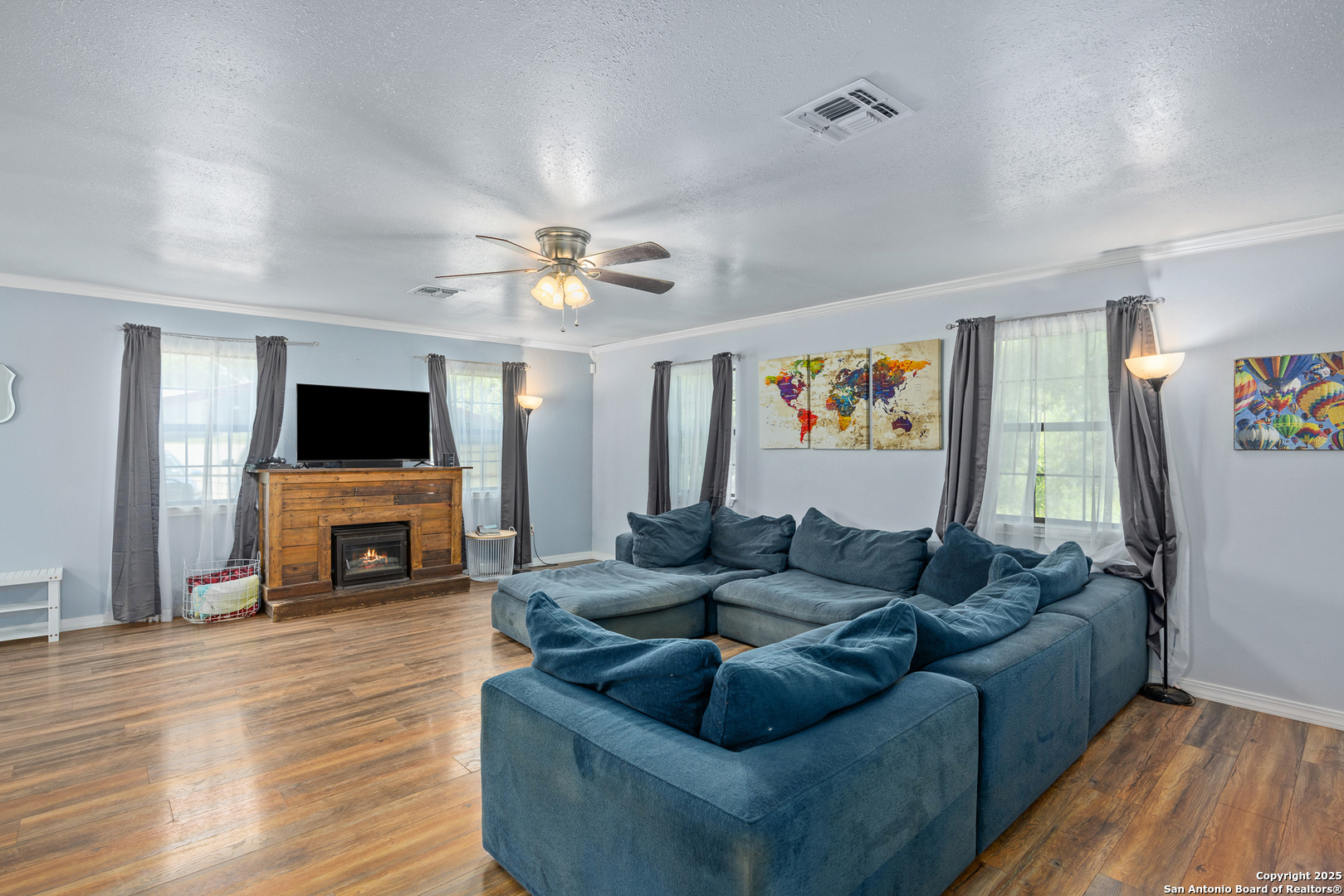 904 State Highway 173 Bandera TX 78003