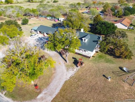 3010 E Fm 1518 St Hedwig TX 78152