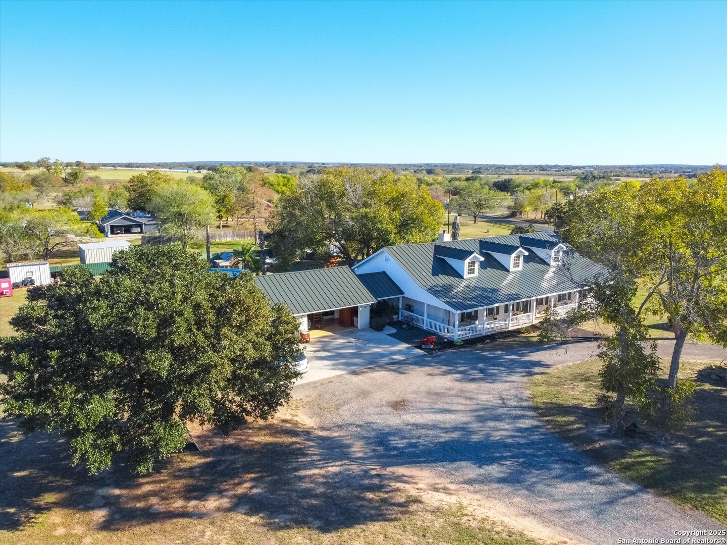 3010 E Fm 1518 St Hedwig TX 78152