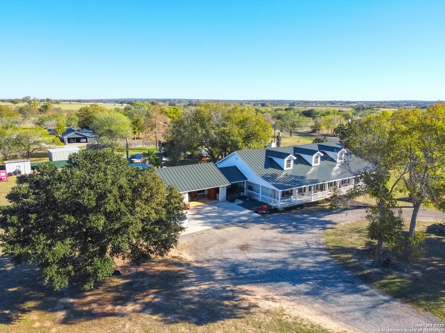 3010 E Fm 1518 St Hedwig TX 78152