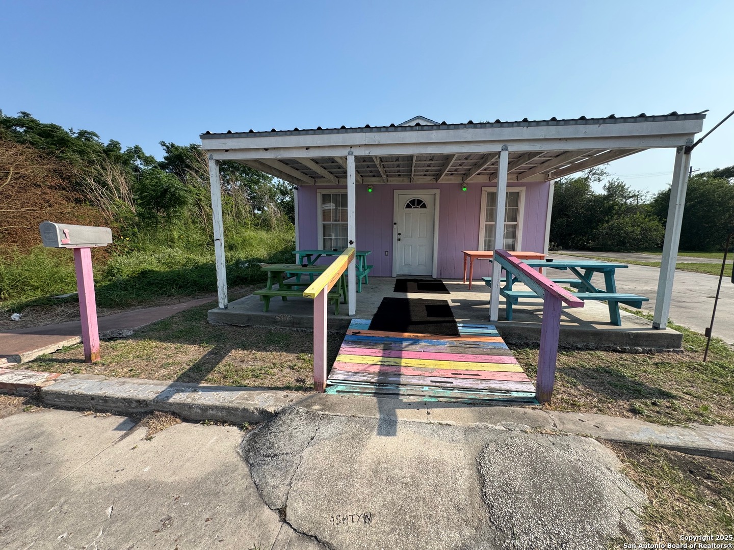 116 E Main Street Bishop TX 78343