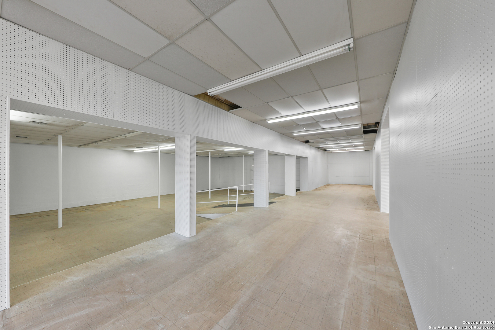 1401 3rd Street Floresville TX 78114