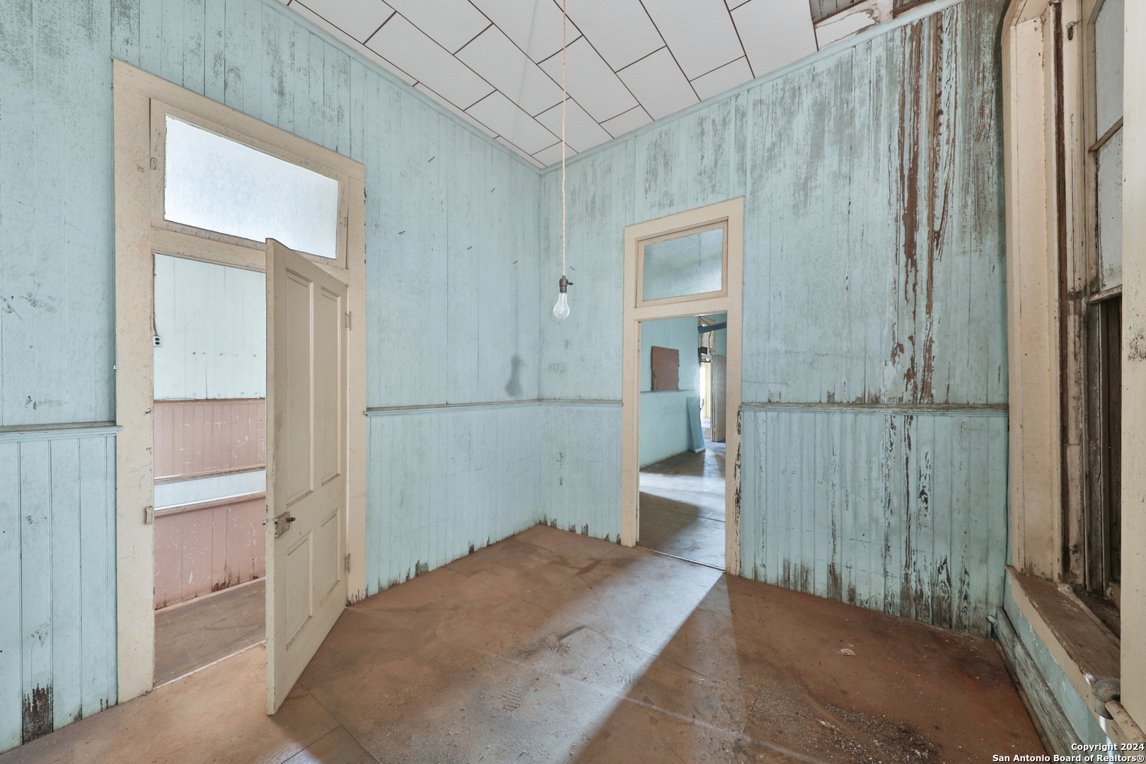 1401 3rd Street Floresville TX 78114