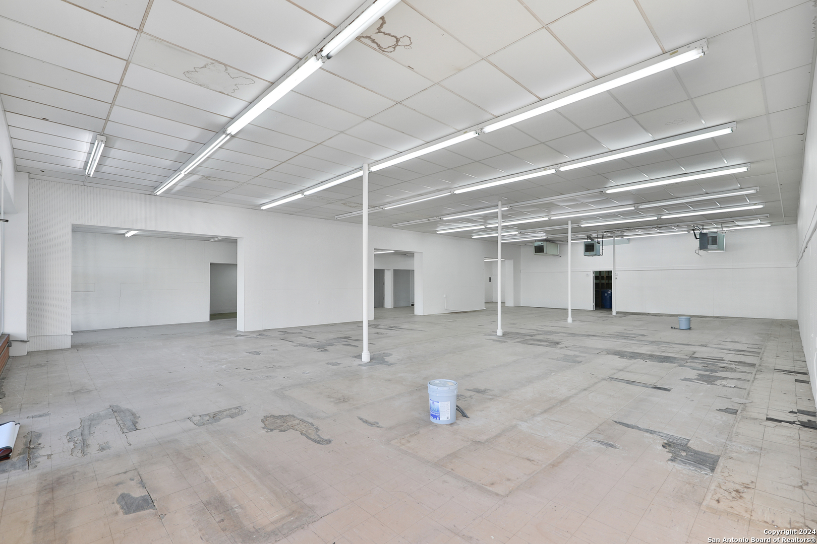 1401 3rd Street Floresville TX 78114