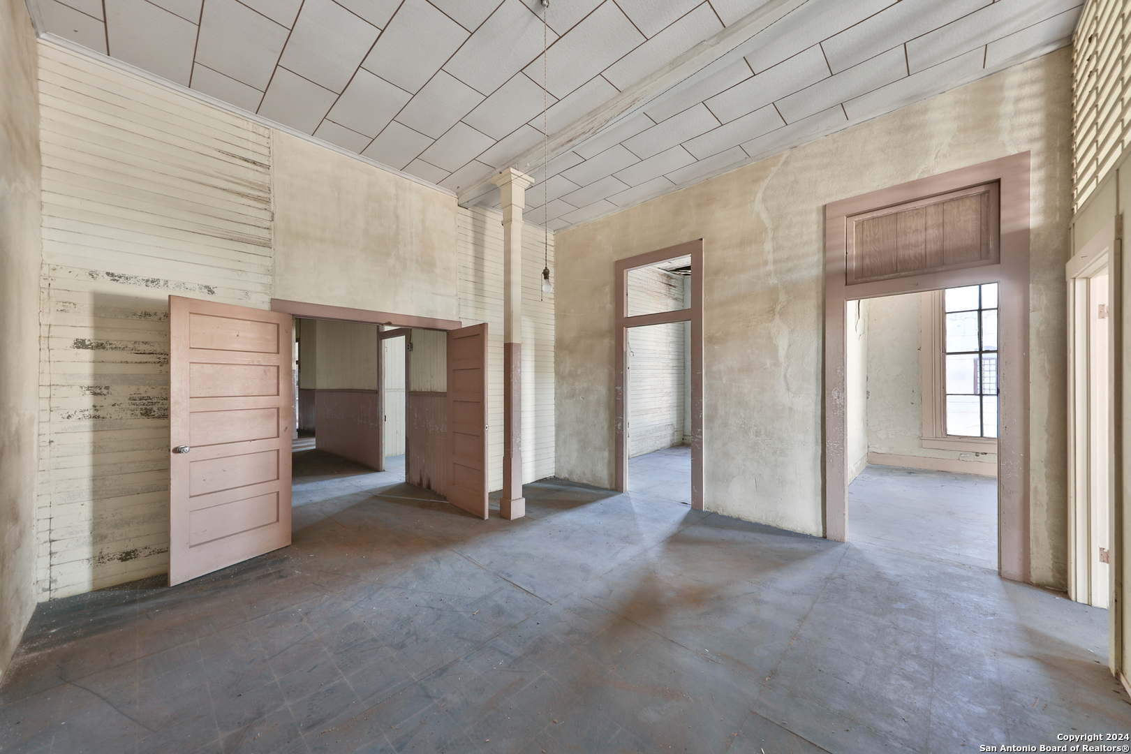 1401 3rd Street Floresville TX 78114