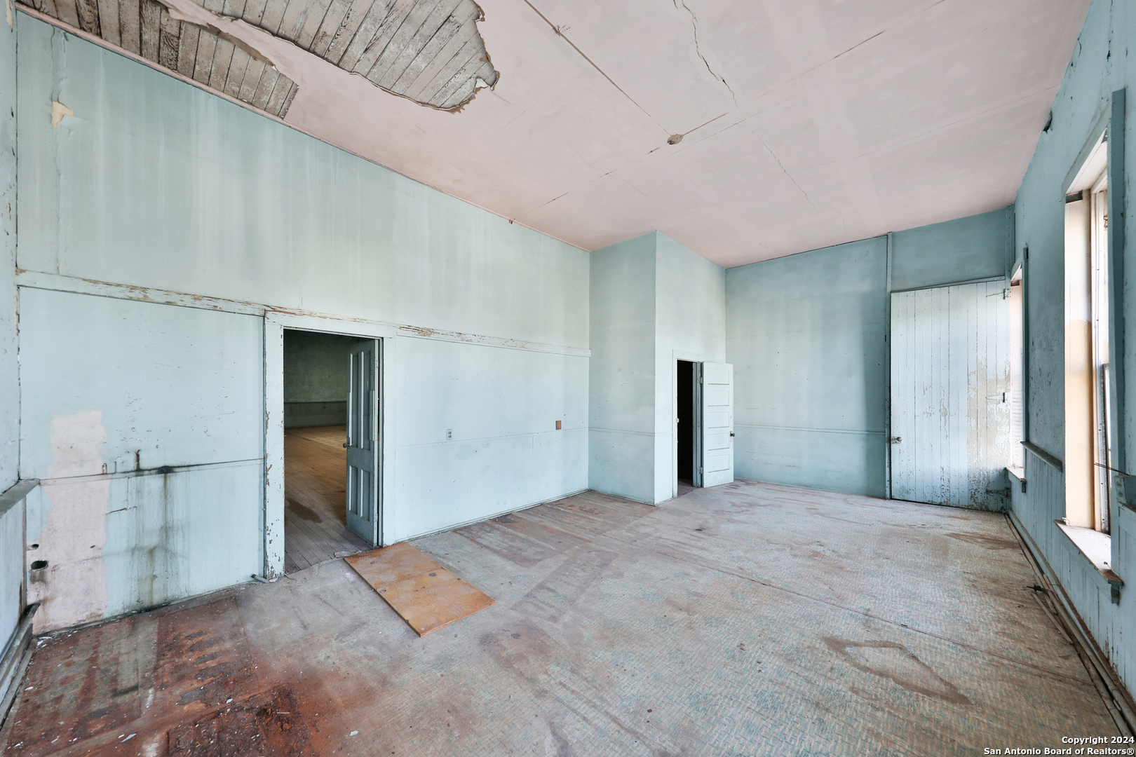 1401 3rd Street Floresville TX 78114