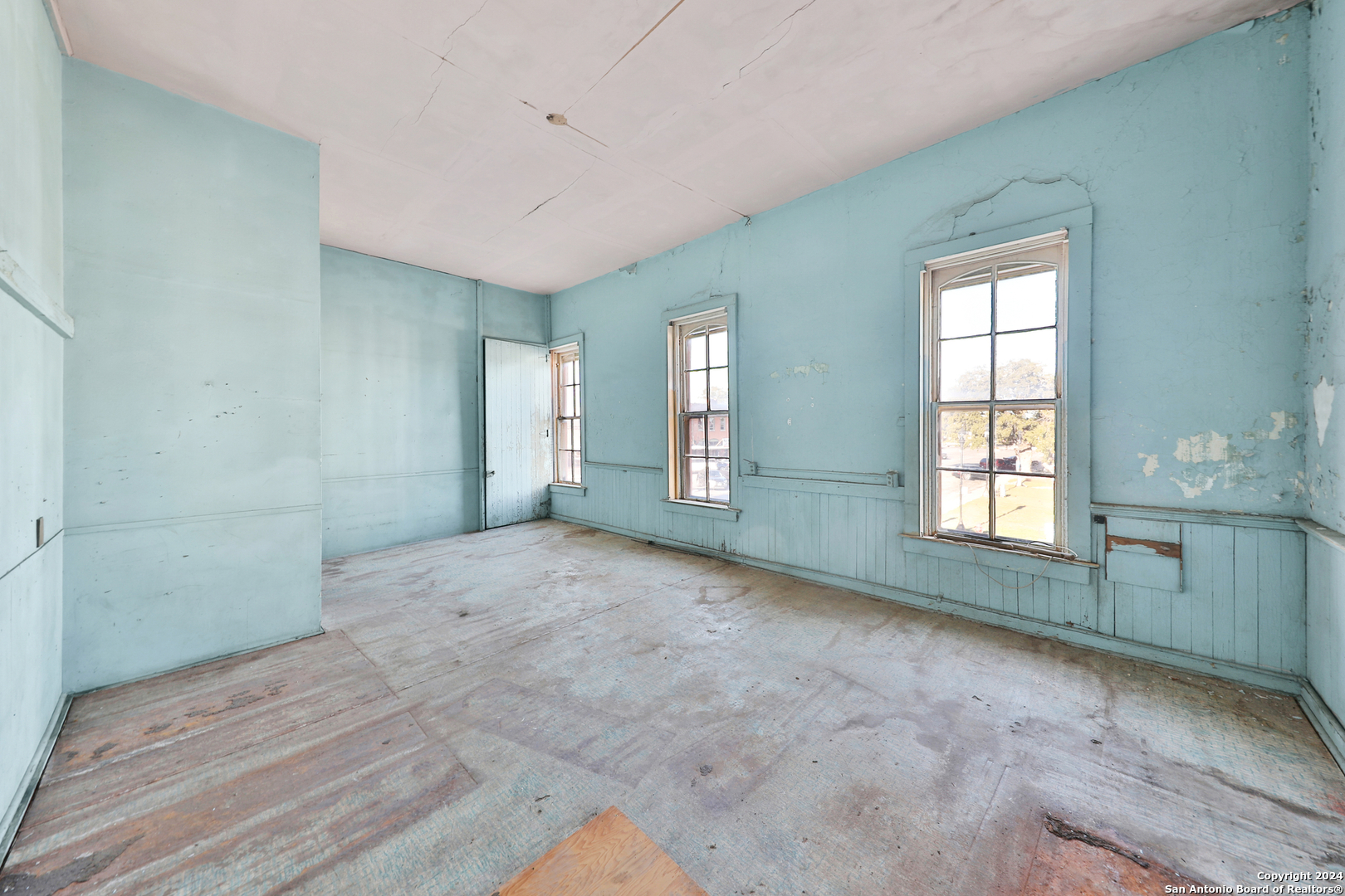 1401 3rd Street Floresville TX 78114