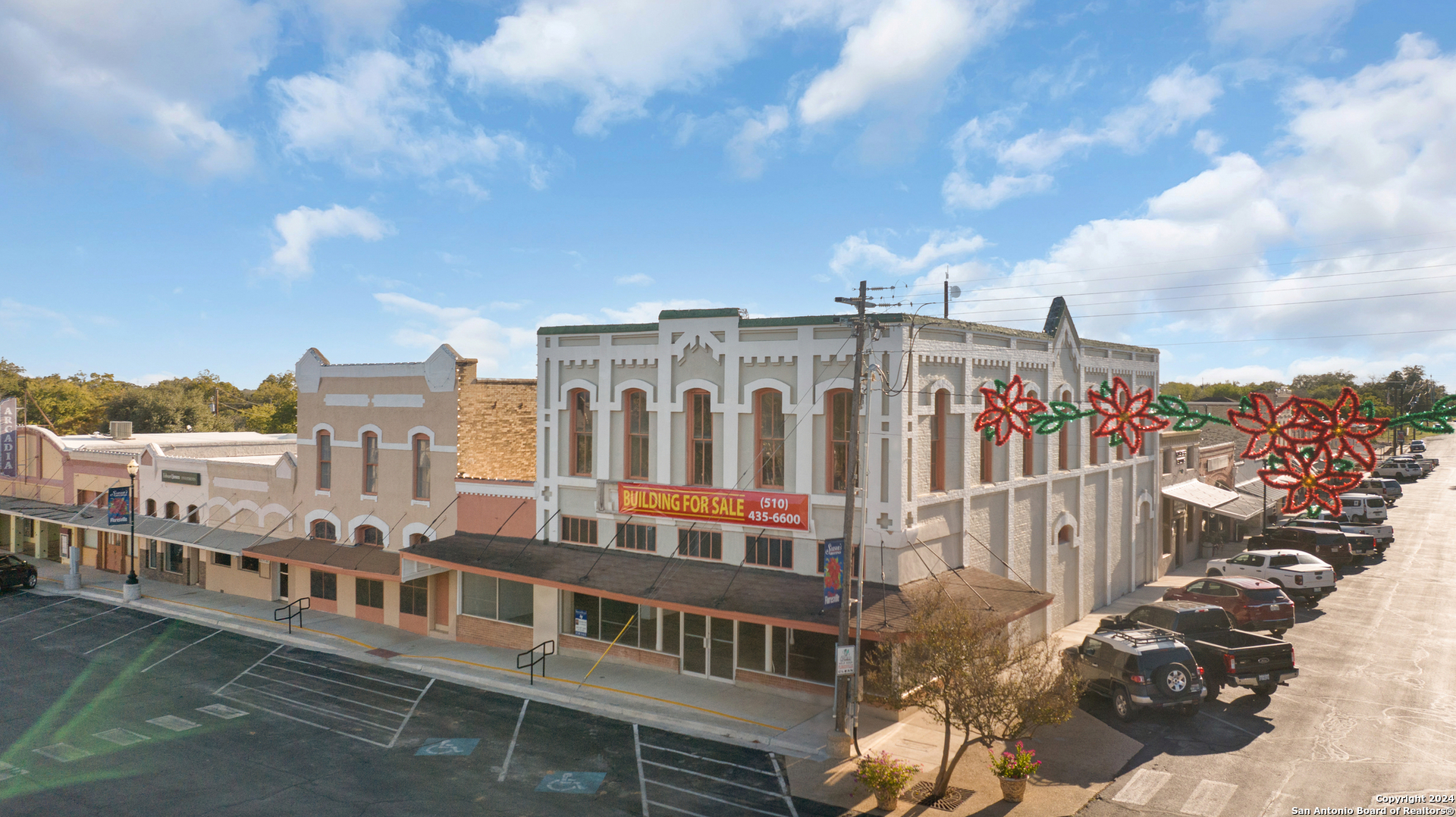 1401 3rd Street Floresville TX 78114