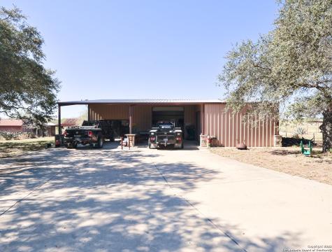 13115 N Sh 16 Poteet TX 78065