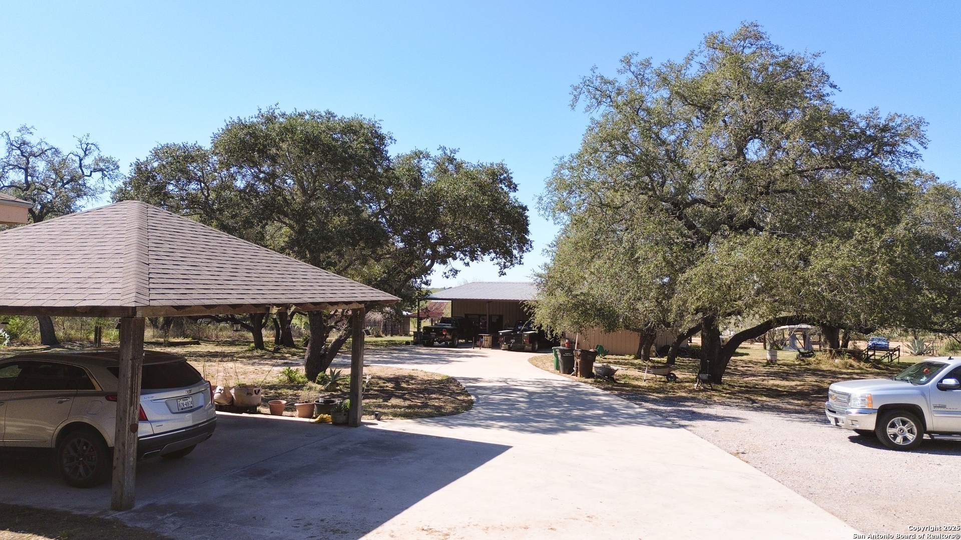 13115 N Sh 16 Poteet TX 78065