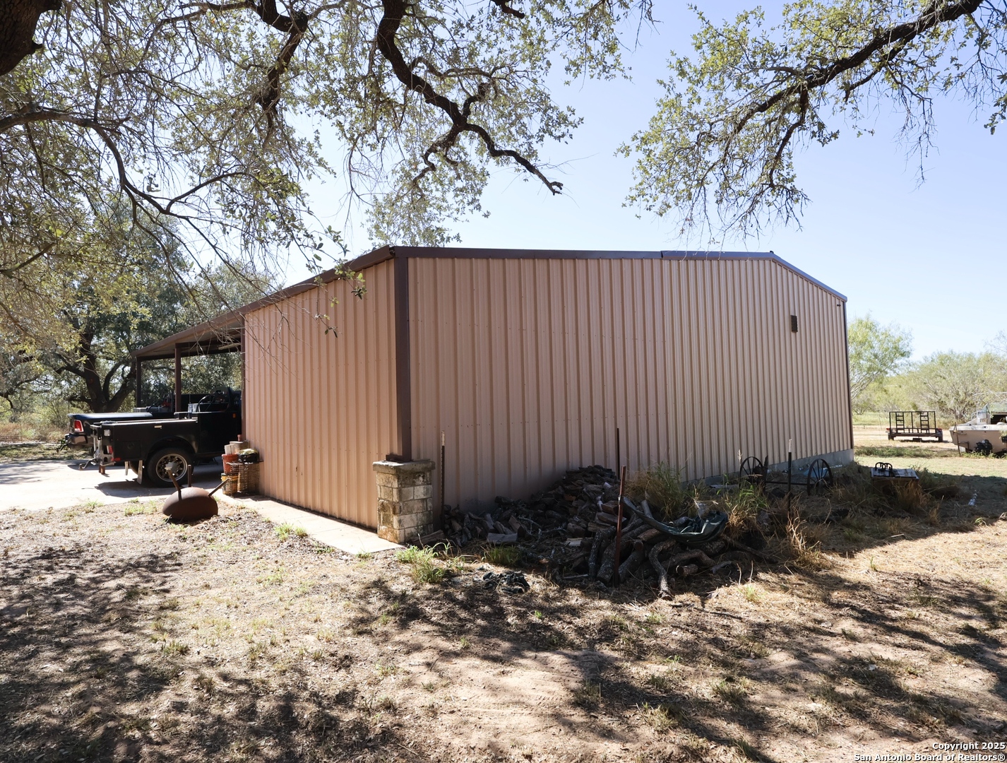 13115 N Sh 16 Poteet TX 78065